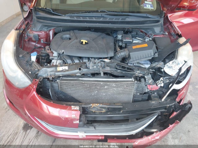 Продажа на аукционе авто 2013 Hyundai Elantra Gls, vin: 5NPDH4AE6DH243820, номер лота: 44631615