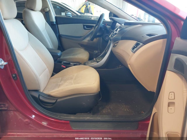 Продажа на аукционе авто 2013 Hyundai Elantra Gls, vin: 5NPDH4AE6DH243820, номер лота: 44631615