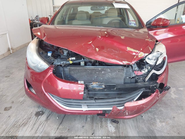 Продажа на аукционе авто 2013 Hyundai Elantra Gls, vin: 5NPDH4AE6DH243820, номер лота: 44631615