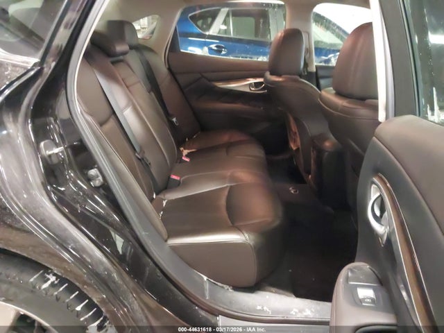 44631618 :رقم المزاد ، JN1BY1AR1BM371140 vin ، 2011 Infiniti M37x مزاد بيع
