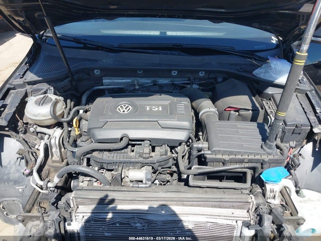 3VW4T7AUXGM044305 Volkswagen Golf Gti Se 4-door