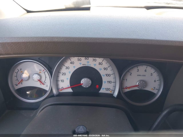 44631640 :رقم المزاد ، 1D4HB48D14F105650 vin ، 2004 Dodge Durango Slt مزاد بيع