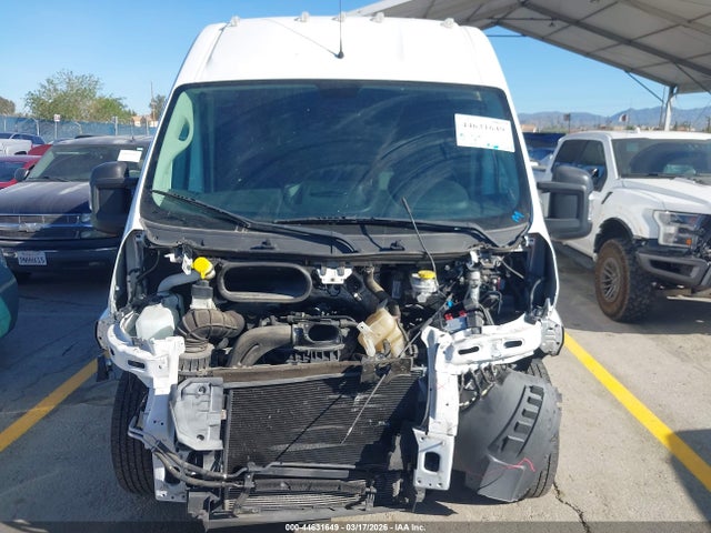 3C6URVJG0JE117125 RAM Promaster 3500 Cargo Van High Roof 159 Wb Ext