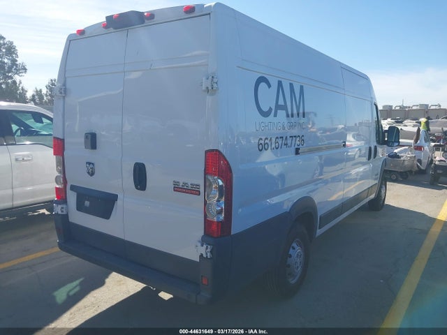 3C6URVJG0JE117125 RAM Promaster 3500 Cargo Van High Roof 159 Wb Ext