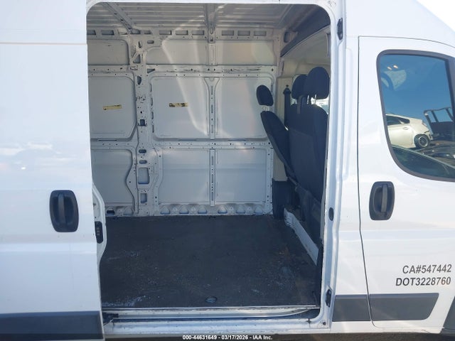 3C6URVJG0JE117125 RAM Promaster 3500 Cargo Van High Roof 159 Wb Ext