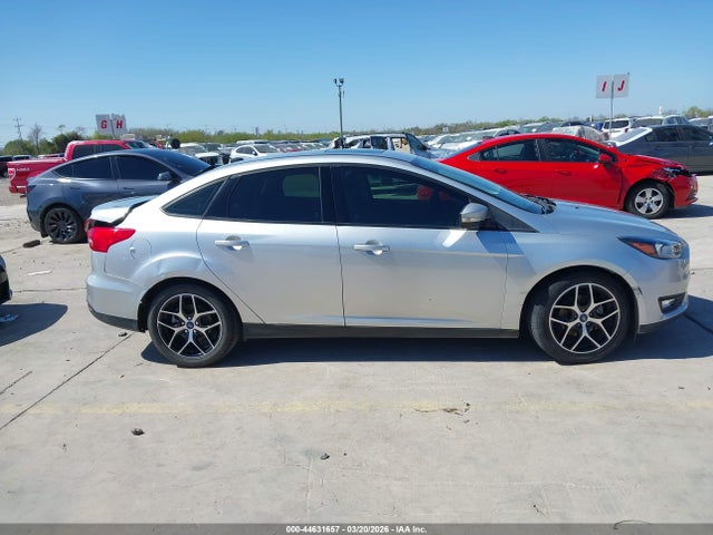 Ford FOCUS SEL 2017 1FADP3H20HL313666 Image 13