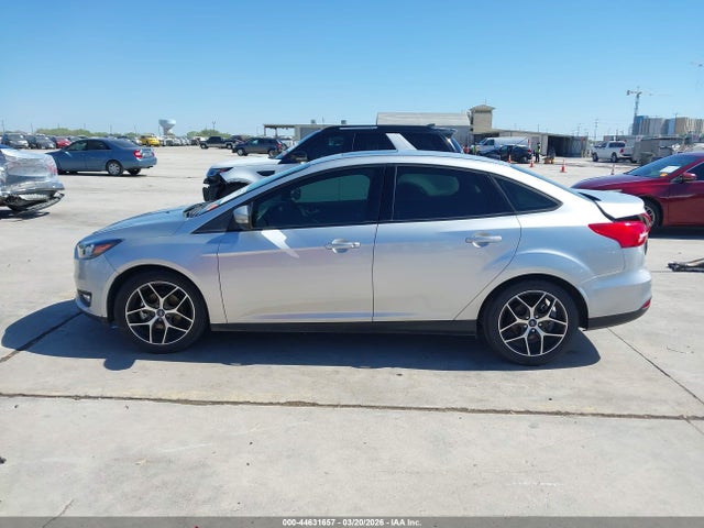 Ford FOCUS SEL 2017 1FADP3H20HL313666 Image 14
