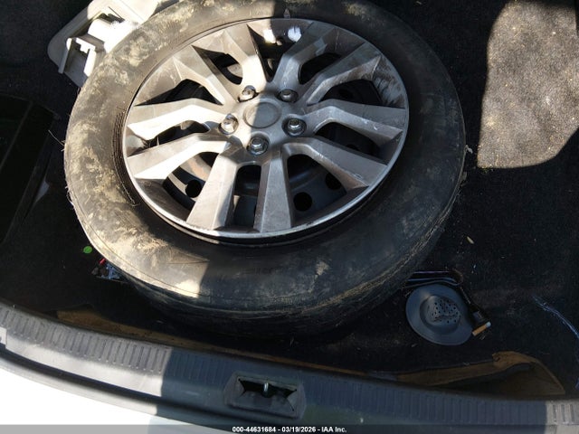 44631684 :رقم المزاد ، 4T1BF3EK0BU647993 vin ، 2011 Toyota Camry Le مزاد بيع