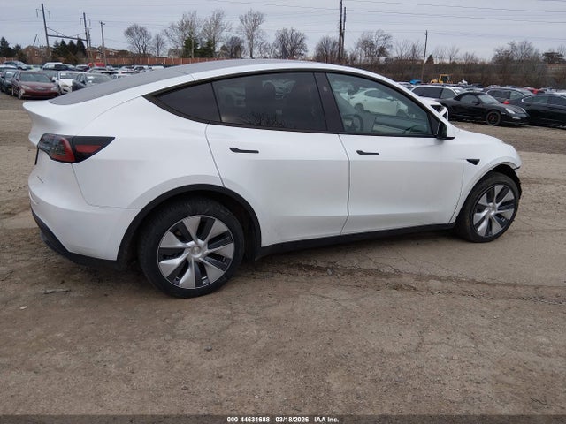 7SAYGDEE9RA249969 Tesla Model Y Long Range Dual Motor All-wheel Drive