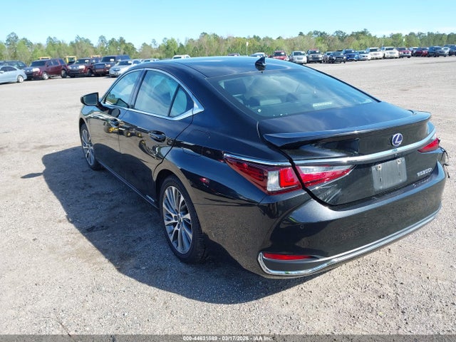 44631689 :رقم المزاد ، 58AD21B10LU010195 vin ، 2020 Lexus Es 300h مزاد بيع