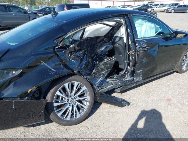 44631689 :رقم المزاد ، 58AD21B10LU010195 vin ، 2020 Lexus Es 300h مزاد بيع