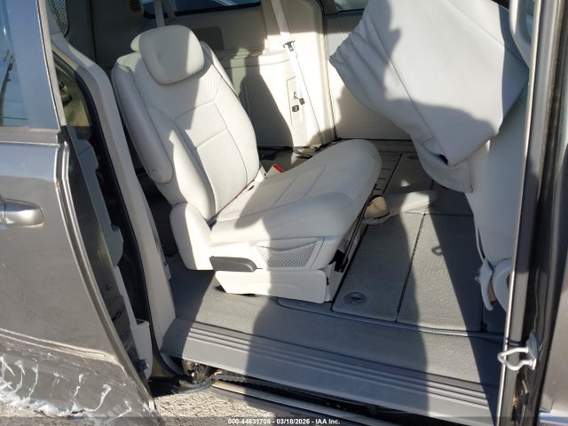 Продажа на аукционе авто 2010 Dodge Grand Caravan Sxt, vin: 2D4RN5D1XAR436051, номер лота: 44631708