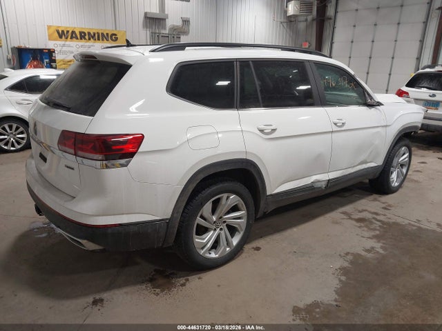 2022 VOLKSWAGEN ATLAS 1V2KR2CA2NC553235 Photo 3