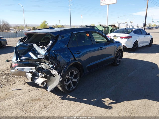 KIA Niro Ex Touring 2023 KNDCR3LE3P5045166 Image 4