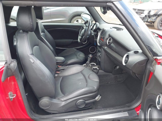 2015 MINI CONVERTIBLE WMWZP3C51FT708743 Photo 4