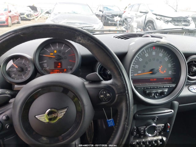 2015 MINI CONVERTIBLE WMWZP3C51FT708743 Photo 6