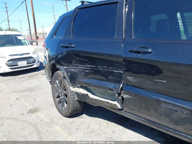 1C4RJFAG4JC302880 Jeep Grand Cherokee Altitude 4x4