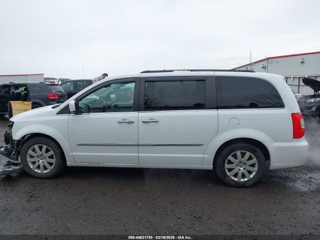 Продажа на аукционе авто 2016 Chrysler Town & Country Touring, vin: 2C4RC1BG2GR306017, номер лота: 44631750