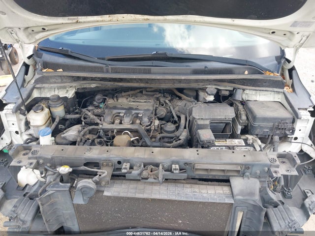 KNDMB5C12F6021404 KIA SEDONA LX