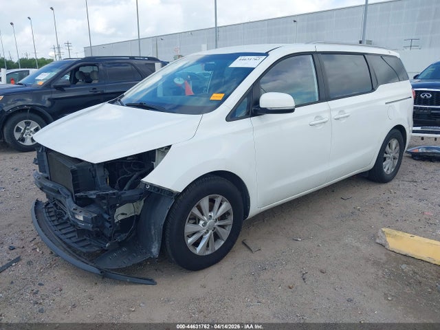 KNDMB5C12F6021404 KIA SEDONA LX