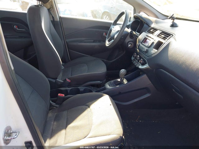 44631767 :رقم المزاد ، KNADM4A37E6352807 vin ، 2014 Kia Rio Lx مزاد بيع