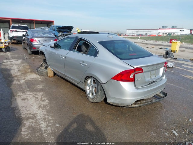 2012 VOLVO S60 YV1622FS9C2133951 Photo 2