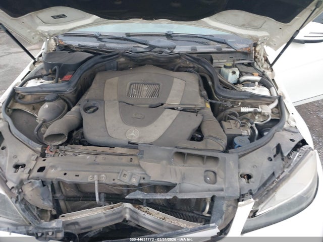 2011 MERCEDES-BENZ C 300 WDDGF5EB5BR157077 Photo 9