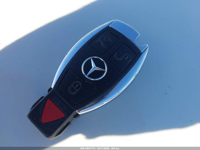 2011 MERCEDES-BENZ C 300 WDDGF5EB5BR157077 Photo 10