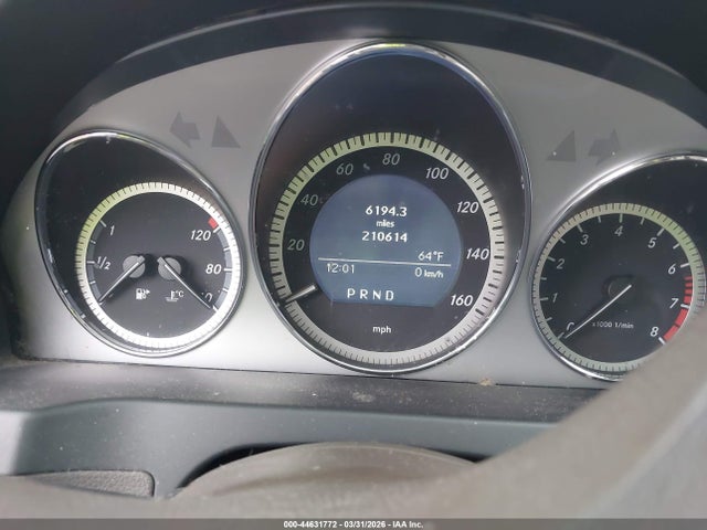 2011 MERCEDES-BENZ C 300 WDDGF5EB5BR157077 Photo 6