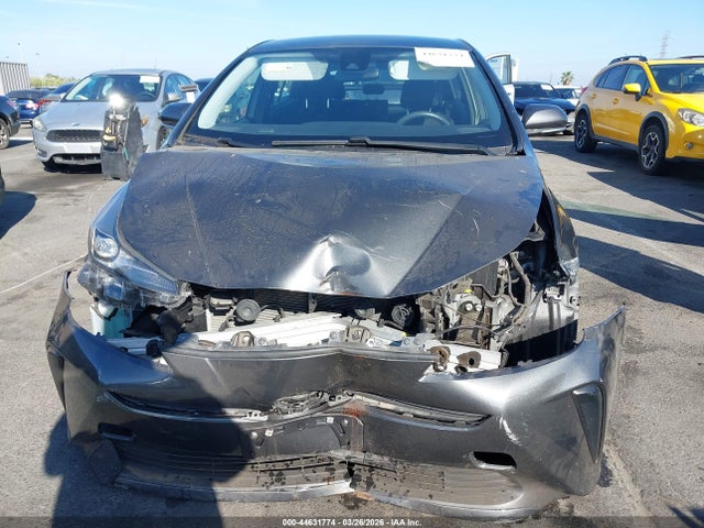 JTDKAMFU5N3174935 Toyota Prius L