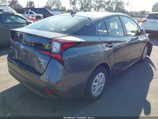 JTDKAMFU5N3174935 Toyota Prius L