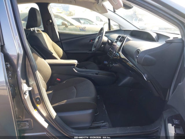 JTDKAMFU5N3174935 Toyota Prius L