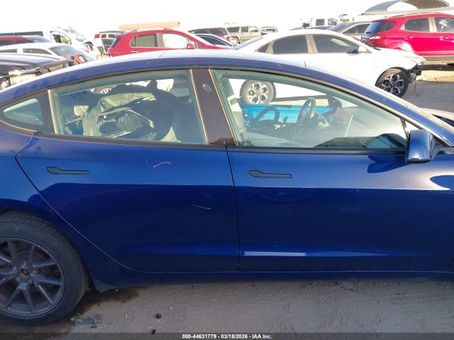 Tesla Model 3 Standard Range Plus Rear-wheel Drive 2021 5YJ3E1EA2MF057670 Image 13