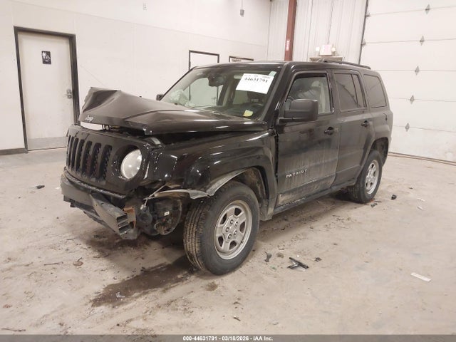 44631791 :رقم المزاد ، 1C4NJRBB2HD142280 vin ، 2017 Jeep Patriot Sport 4x4 مزاد بيع