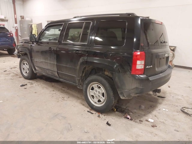 44631791 :رقم المزاد ، 1C4NJRBB2HD142280 vin ، 2017 Jeep Patriot Sport 4x4 مزاد بيع