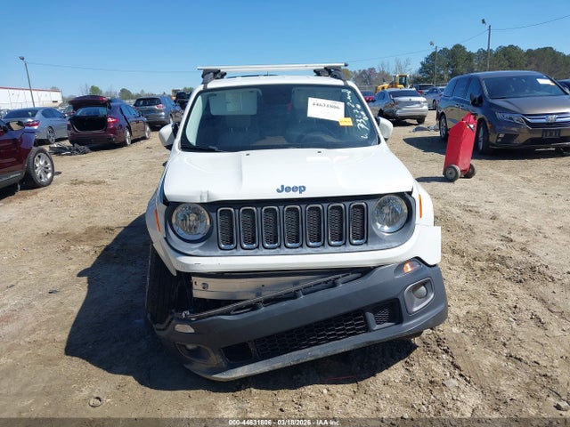 2015 Jeep Renegade Latitude მანქანა იყიდება აუქციონზე, vin: ZACCJABT2FPB97327, აუქციონის ნომერი: 44631806