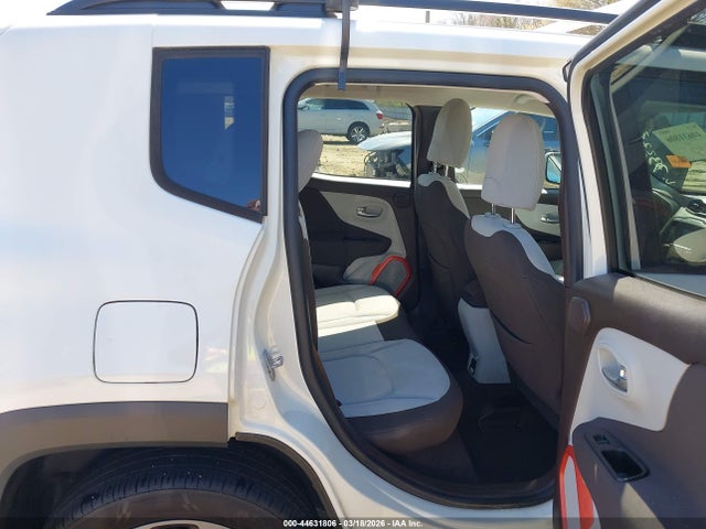 2015 Jeep Renegade Latitude მანქანა იყიდება აუქციონზე, vin: ZACCJABT2FPB97327, აუქციონის ნომერი: 44631806