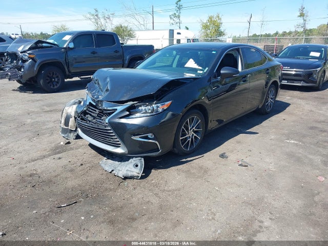 44631818 :رقم المزاد ، 58ABK1GG7HU075816 vin ، 2017 Lexus Es 350 مزاد بيع