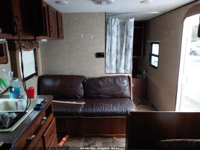 Продажа на аукционе авто 2013 Avenger Travel Trailer, vin: 5ZT2AVKB8DB902289, номер лота: 44631832