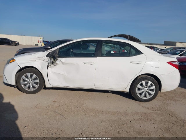 Toyota COROLLA LE 2016 5YFBURHE4GP546771 Image 13