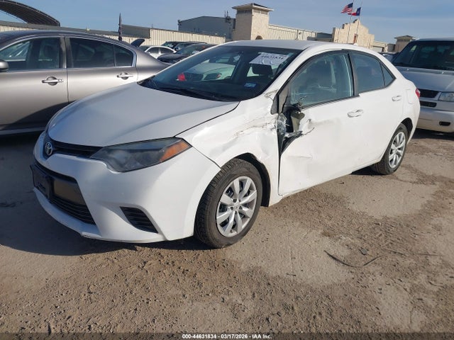 Toyota COROLLA LE 2016 5YFBURHE4GP546771 Image 2
