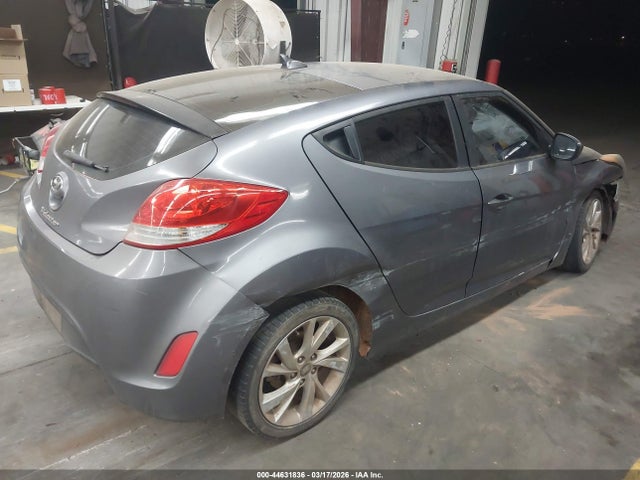 Продаж на аукціоні авто 2017 Hyundai Veloster, vin: KMHTC6AD0HU306317, номер лоту: 44631836