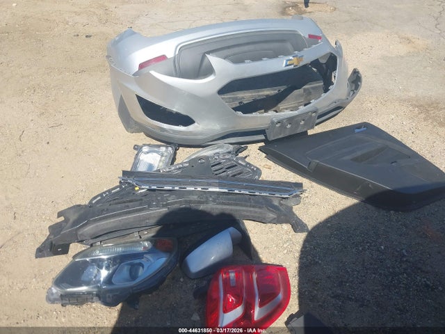 2GNALCEKXG1128503 Chevrolet EQUINOX LT