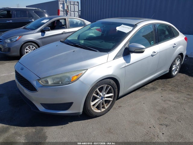 Ford FOCUS SE 2016 1FADP3F24GL284061 Image 2