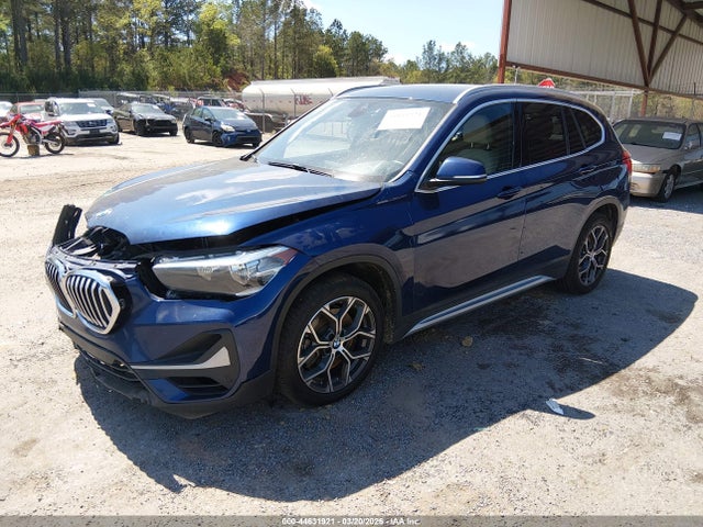2020 BMW X1 WBXJG7C06L5P43924 Photo 1