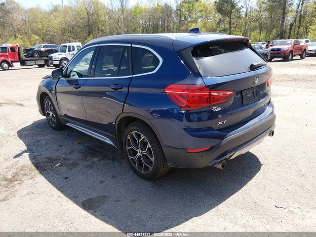 2020 BMW X1 WBXJG7C06L5P43924 Photo 2