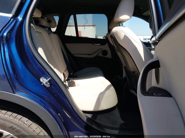 2020 BMW X1 WBXJG7C06L5P43924 Photo 7