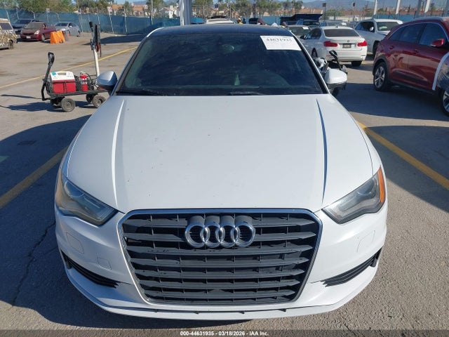 44631935 :رقم المزاد ، WAUCJGFF2F1068203 vin ، 2015 Audi A3 2.0 Tdi Premium مزاد بيع