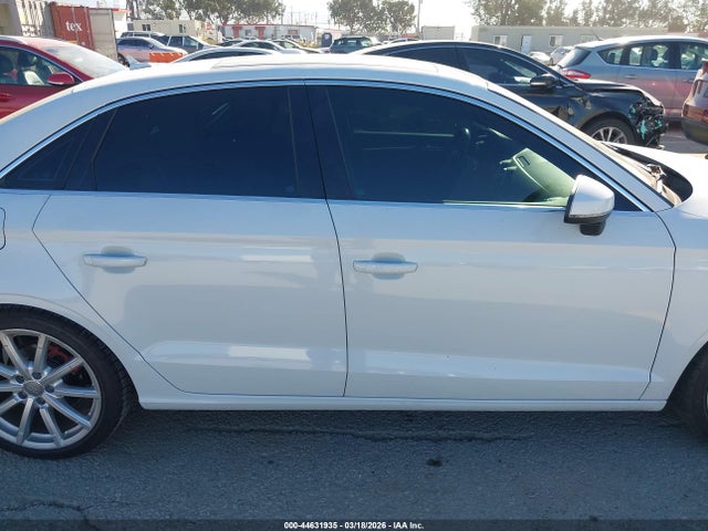 44631935 :رقم المزاد ، WAUCJGFF2F1068203 vin ، 2015 Audi A3 2.0 Tdi Premium مزاد بيع