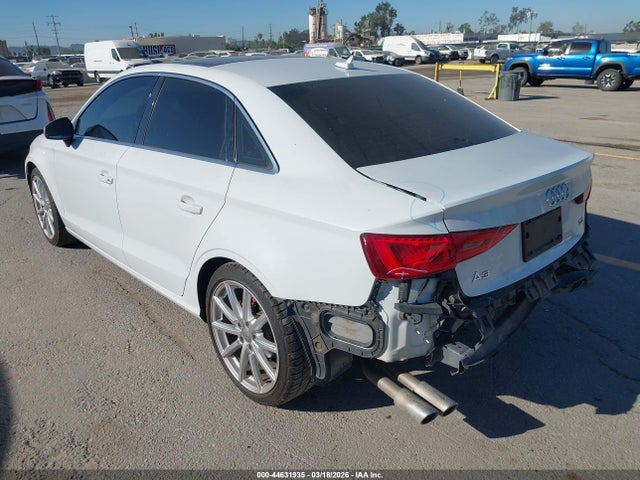 44631935 :رقم المزاد ، WAUCJGFF2F1068203 vin ، 2015 Audi A3 2.0 Tdi Premium مزاد بيع